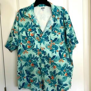 XXL Izod Saltwater Collection Button Down Shirt